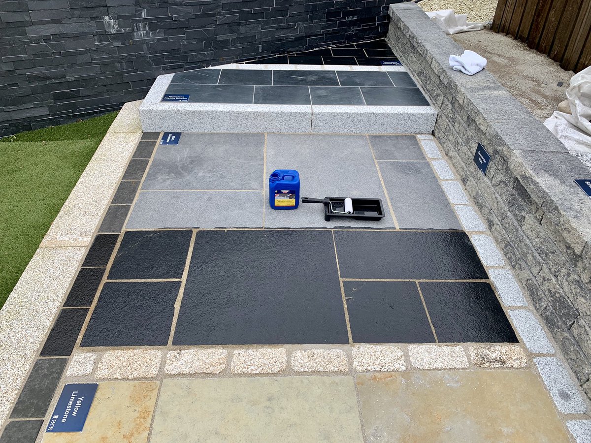 CASTLEPAVING tweet media