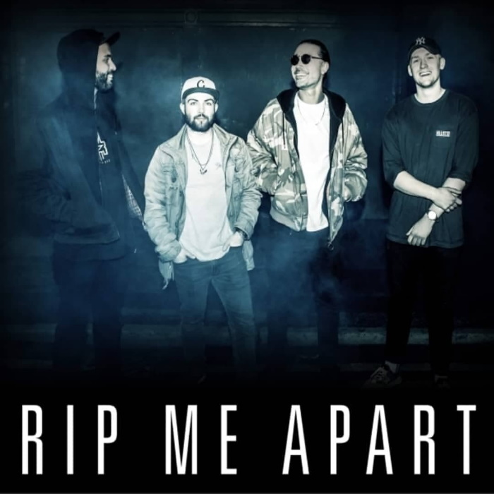 Out Now:
Rip Me Apart by The Boston Shakers

musiceternal.com/News/2020/Rip-…

#Musiceternal #TheBostonShakers #RipMeApart #NewSong #Music #PostPunk #Rock #HipHop #UnitedKingdom