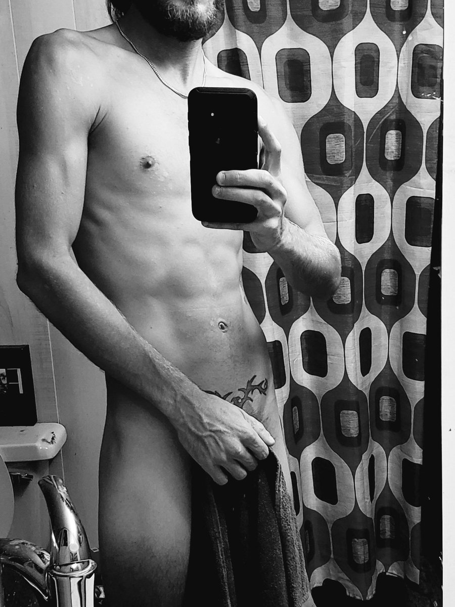 Liteupthatjeff1's tweet photo. https://t.co/FQp0U04ctU
#onlyfans #maleonlyfan #menoftwitter #nude #malenudes https://t.co/MCD3nNuXU8