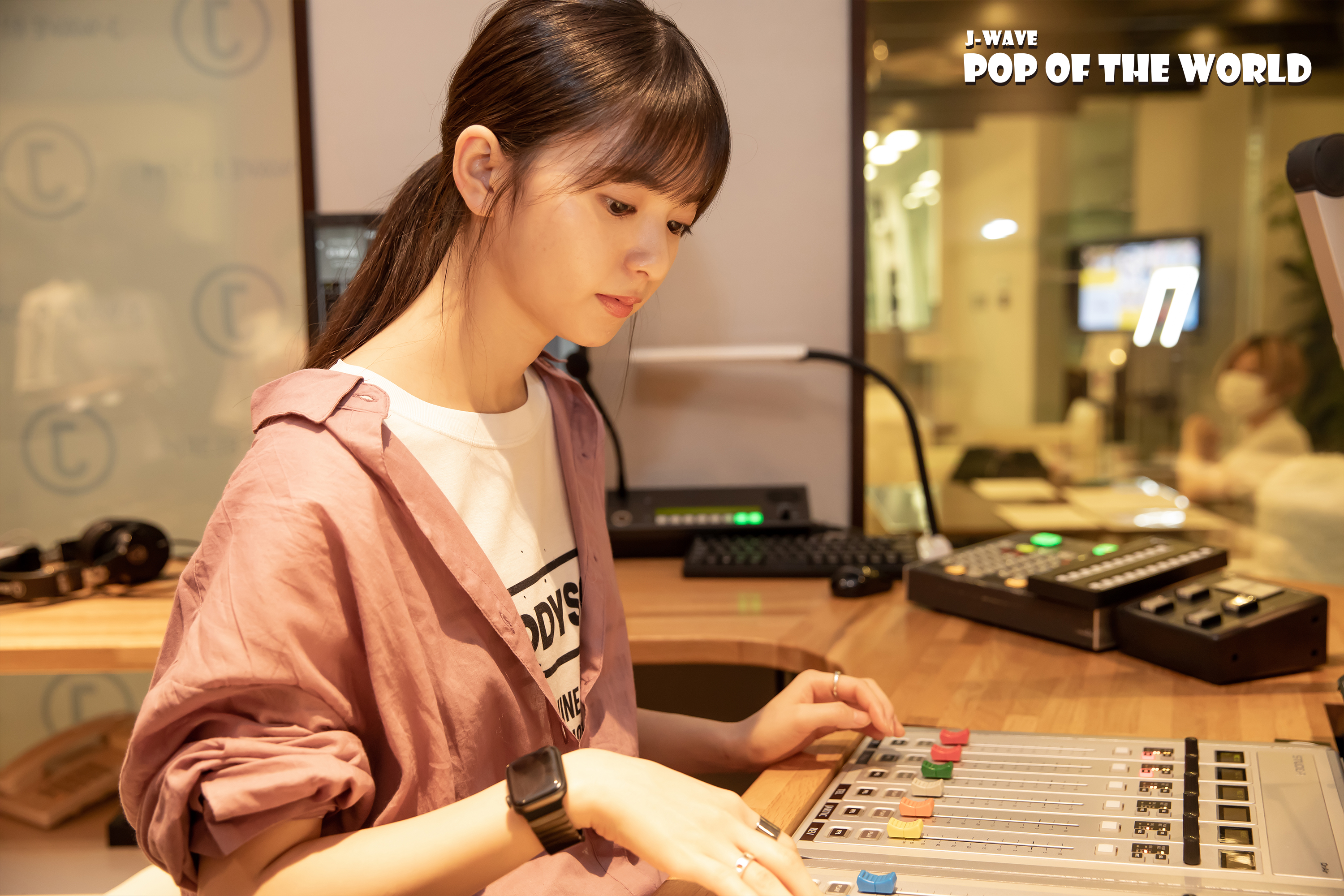 大人気新作 OF POP THE  X: on WORLD ジグソーパズル