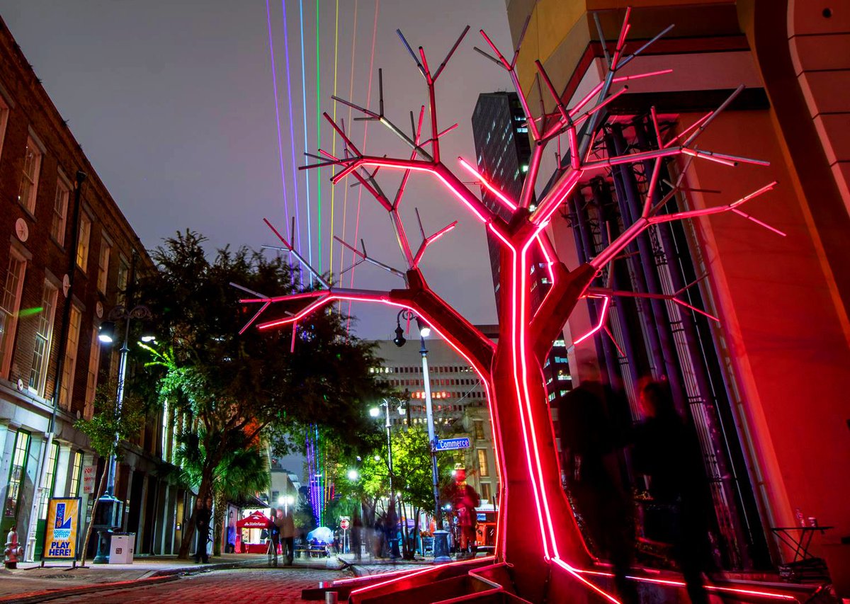 LEDEnviroLights's tweet photo. As businesses transition operations outside, utilizing LED lighting in these outdoor areas is an easy way to transform an ordinary outdoor space into a dynamic atmosphere for guests.

Visit https://t.co/YPmIKSnIDG for more info on hospitality LED lighting for your next project. https://t.co/rHJ2cg0M8w