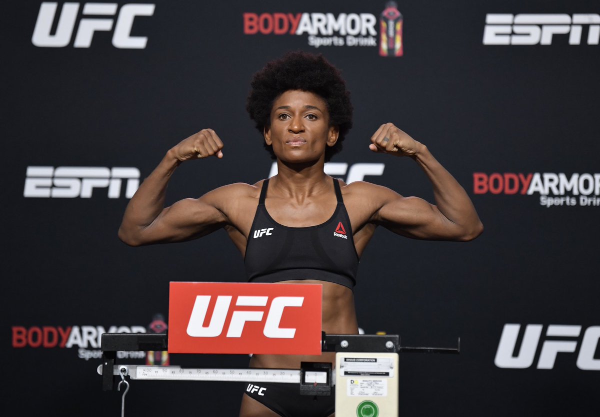 AngieOverkill's tweet photo. Game time. #BitchFuckingSeason #UFCVegas10 #MainEventAnge https://t.co/Cf76c3M4V8