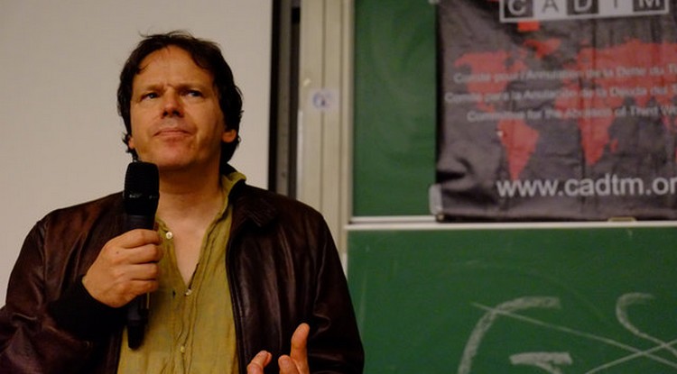 Pressenza_fr's tweet photo. David Graeber à propos de «Occupy Wall Street» et «Strike the Debt» #CADTM #DavidGraeber #OccupyWallStreet #StrikeTheDebt https://t.co/Xhr9CowuyJ https://t.co/3TqqtRG4UZ