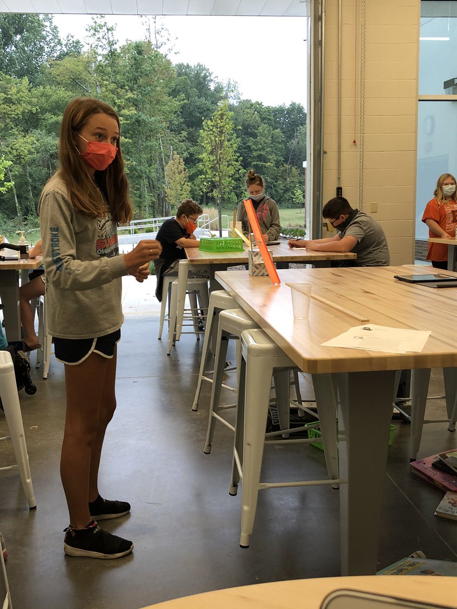 KaraDoenges's tweet photo. Day#23- look at this AMAZING classroom we had today...it was an epic day with science investigations and the breeze blowing in.  I ❤️ our new building so much, feeling blessed! #180daysofHAPPY #WeAreHuskies. #GarageDoorUP https://t.co/bCTPmfRxJw