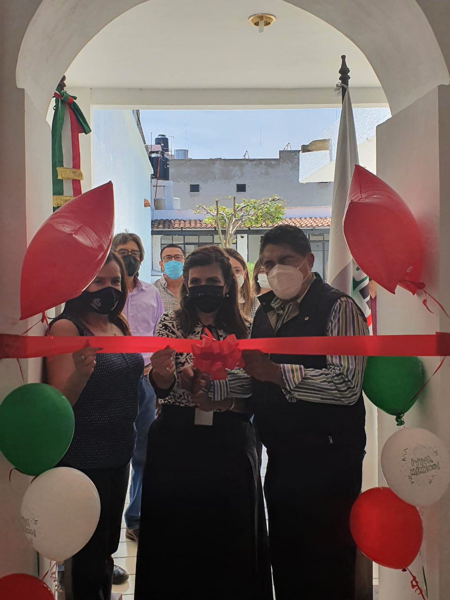 ramirohdezg's tweet photo. Con gusto inauguramos las oficinas del PRI Municipal en Jocotepec, un esfuerzo importante de la presidenta Rosalva Mejía. Nos acompañaron el regidor Héctor Huerta, nuestra Secretaria General @VeroFPriGDL y @valeria_guzman_ dirigente del #Ompri #Jalisco. https://t.co/pzVTuJ0NxI