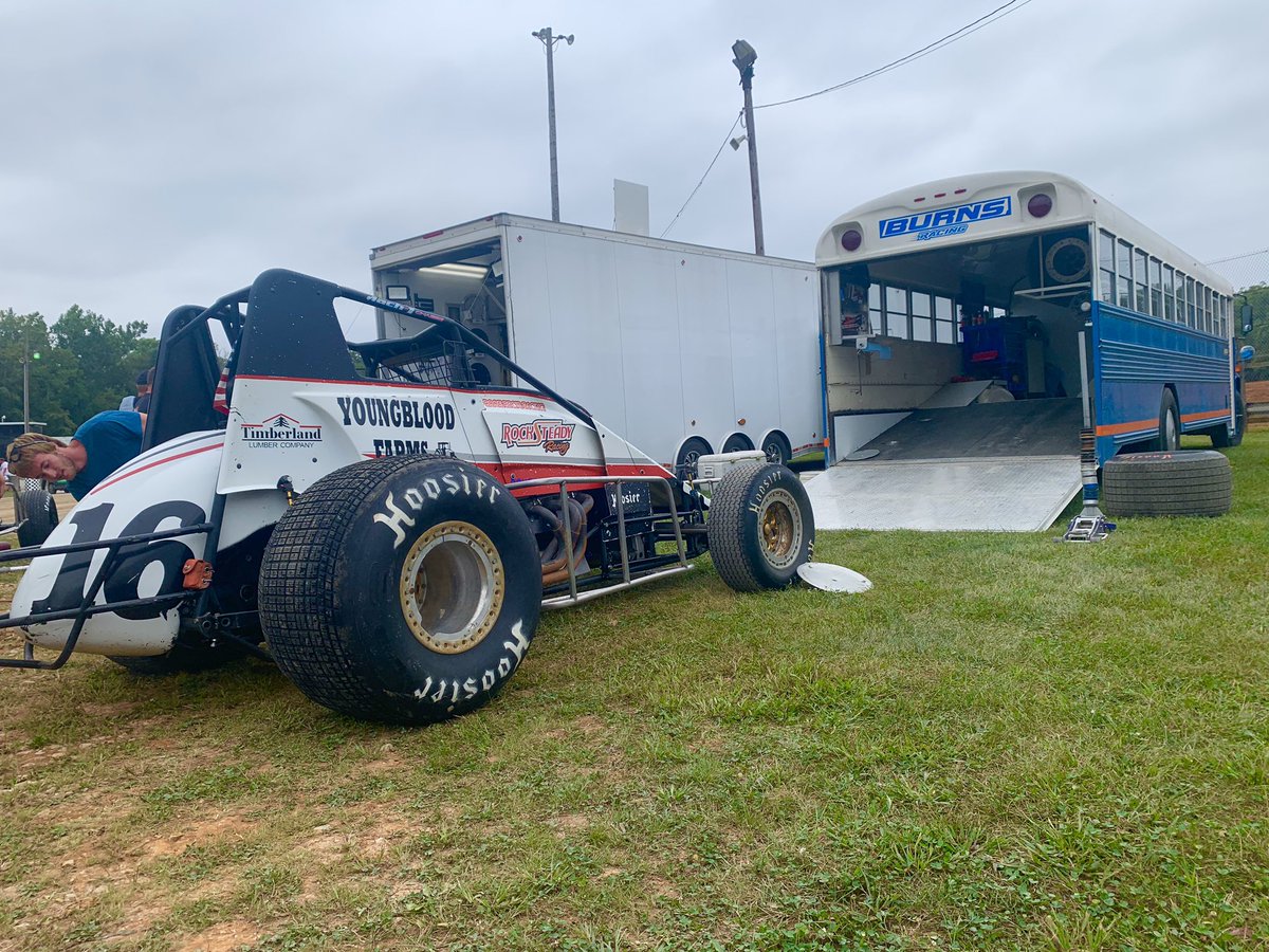 Now this is how to carry a race car! <a href="/HarleyyBurns/">Harley Burns</a> traveled down the highway in his outfitted school bus/hauler to get to tonight’s USAC <a href="/AMSOILINC/">AMSOIL INC</a> National Sprint Car event at <a href="/BloomSpeedway/">Bloomington Speedway</a>.

Hot Laps: 6:30pm ET

￼Watch: <a href="/FloRacing/">FloRacing</a> at bit.ly/2ZpafUr