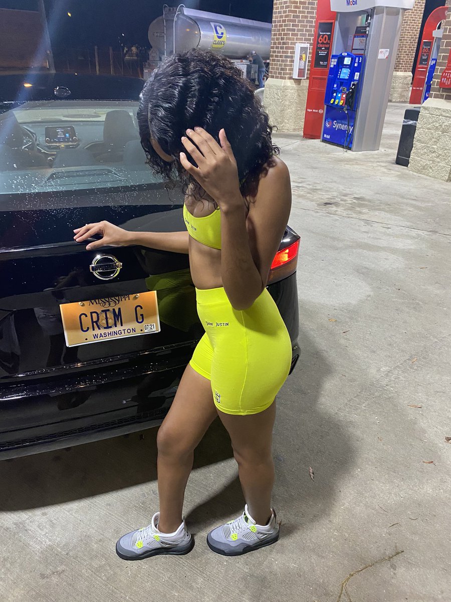 ymmirc's tweet image. ... I am a job✨