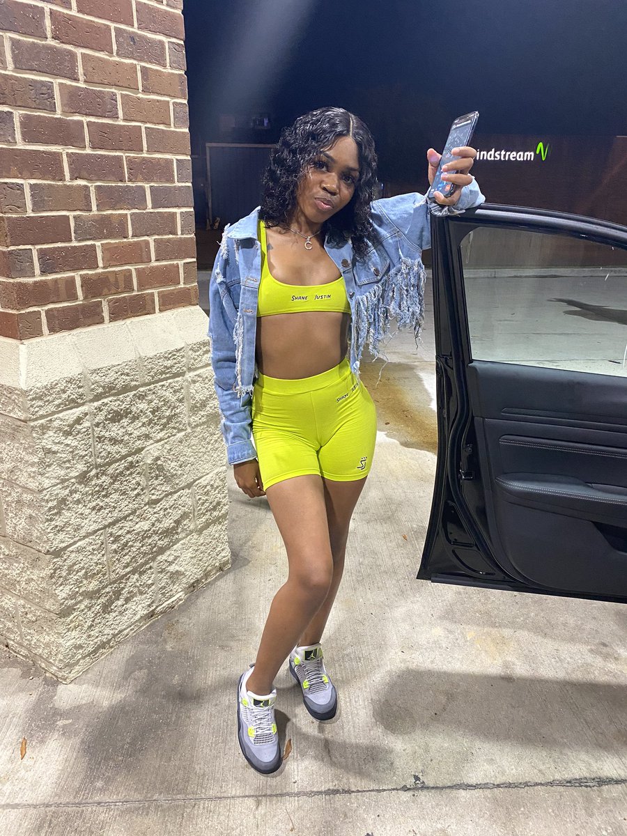 ymmirc's tweet image. ... I am a job✨