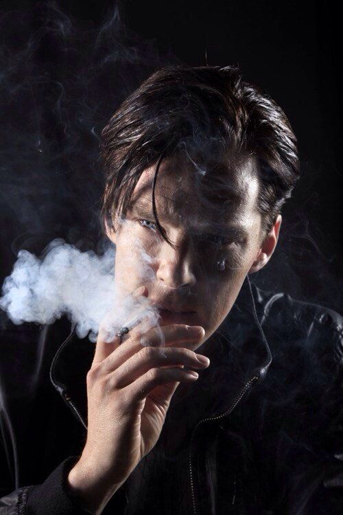 猫 Another Round タバコを吸う海外俳優画像祭 Benedict Cumberbatch T Co J8iuyidmgk Twitter