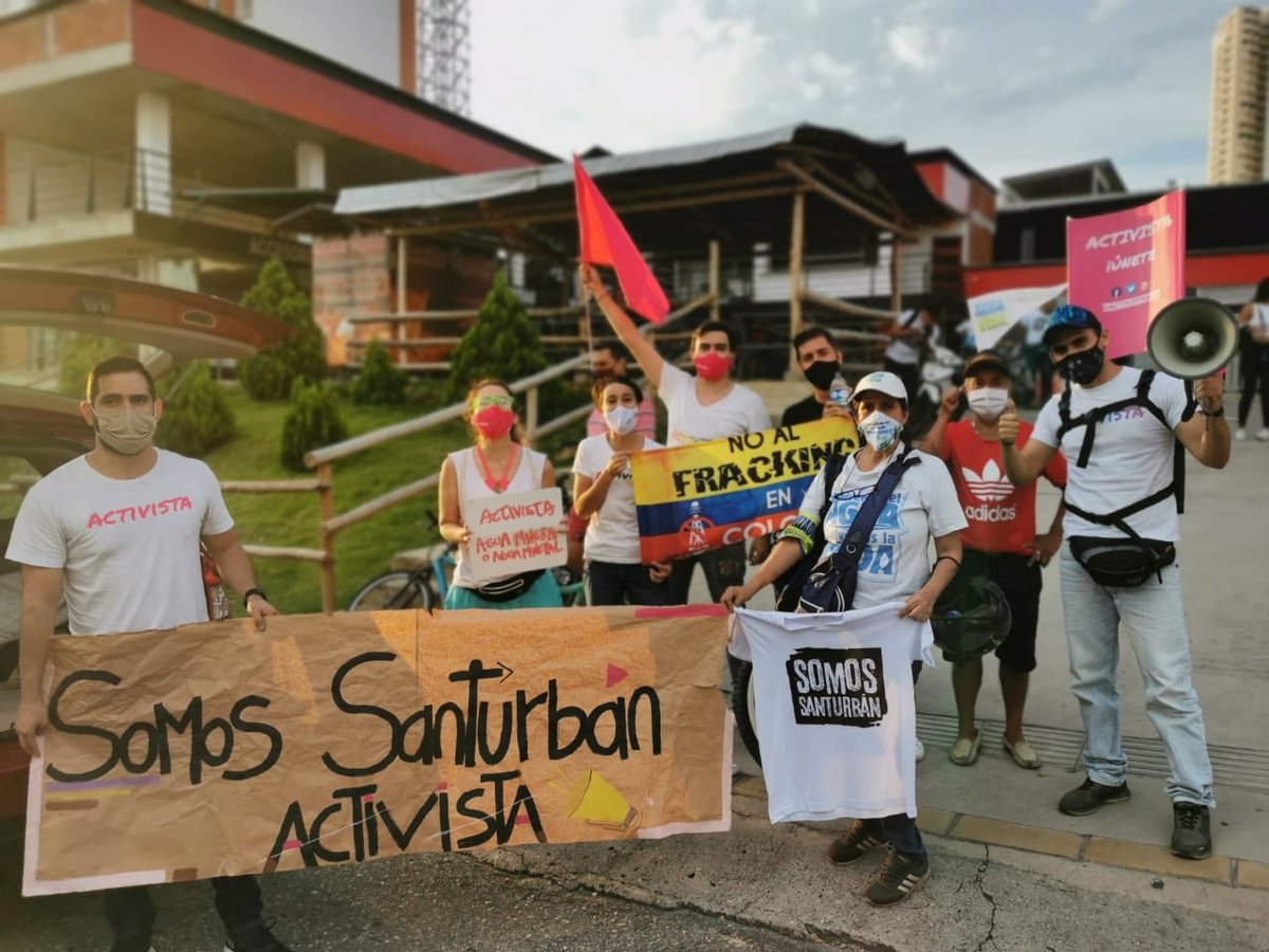 francypa_'s tweet photo. Gracias @ActivistaStder por entregarme una esperanza colectiva !! Seguro que no es fácil levantarse en las mañanas y suponer que todo está perdido,  pero si complicidad y su autenticidad hace que siempre valga la pena intentar hacer algo #LAinacciónNOesUNAopción https://t.co/Dz2esiNcOW