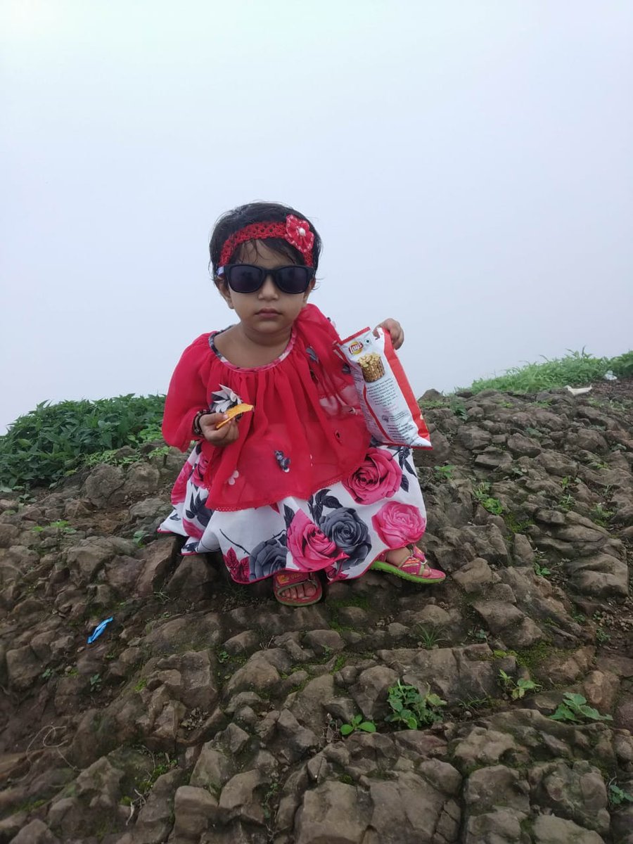 sunita8857's tweet photo. #Happy_Birthday_वेदिका (Vedu)।
पता नही चला कब नन्ही परी 3 वर्ष की हो गयी।।वास्तव में बेटी का माता-पिता होना गर्व की बात है।।सदा खुश रहो,तुम्हारे सारे सपने सच हो।।आप बड़ो का आशीर्वाद सदा इस पर बना रहे।।।
@mahaveer2696 
@VikramBadgotya 
@rajmeena2907 
@Kishanm89 
@brmeena93 https://t.co/w2xllgitNY