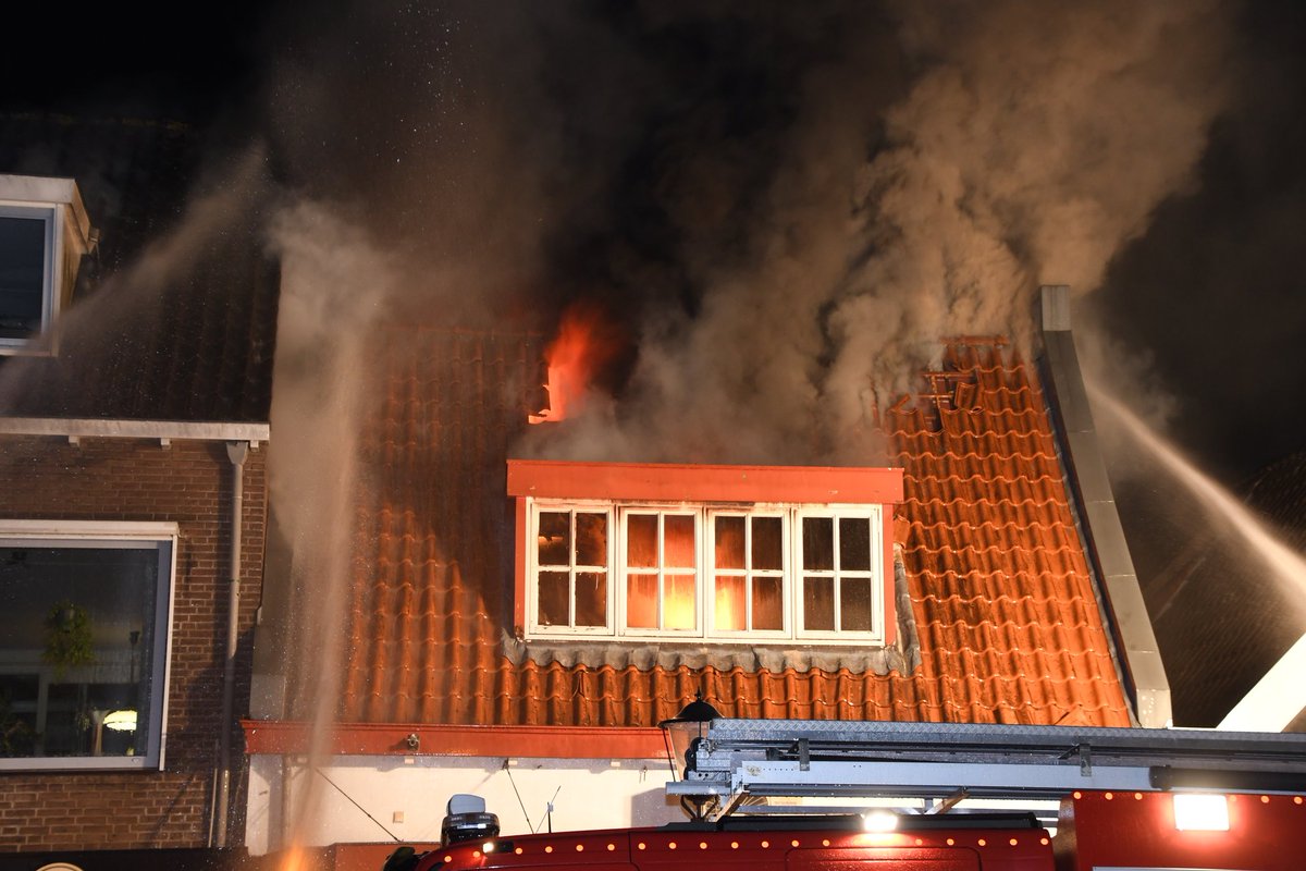 Melding brandweer Kalverstraat Harmelen inzake uitslaande brand