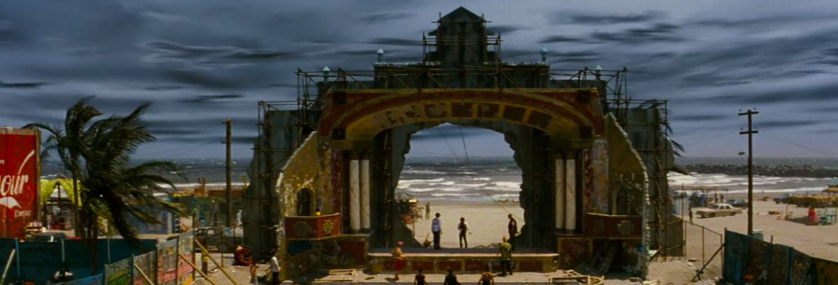 This scene was filmed as a hurricane approached Veracruz; you can see it looming in the background, and it eventually destroyed the set. Harold said Baz went on shooting anyway. “It was like, ‘If we die today, we die today. But I’d rather not.”