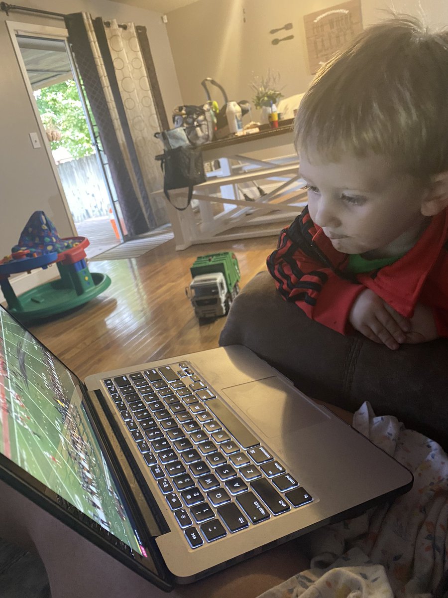 Watching his Uncle Kendall <a href="/kendallnorrod45/">Kendall Norrod</a> 🏈🤍