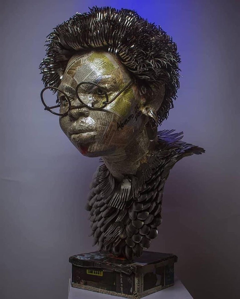 AmplifyAfrica_'s tweet photo. #AASpotlight Meet the Nigerian π³π¬ artist Abinoro Akporode Collins, who makes life size sculptures with spoons and forks.
IG: @artbycollins
#AmplifyAfrica #Art #Innovator #AfricanArtist #BlackArt #MetalWork #Talent #Nigerian #African
.
.
Follow https://t.co/8ENbuGIrZp https://t.co/AaMN61UY1j