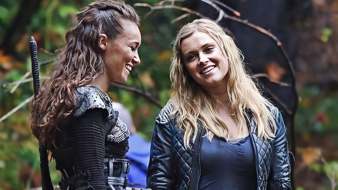 Lexa (RP). (@visionarycmdr) on Twitter photo A peaceful moment between <a href="/LdrOfSkaiKru/">𝑪𝒍𝒂𝒓𝒌𝒆 𝑮𝒓𝒊𝒇𝒇𝒊𝒏 (RP)</a> and I, just before almost getting murdered by a Gorilla. #FlashbackFriday #iykyk A peaceful moment between <a href="/LdrOfSkaiKru/">𝑪𝒍𝒂𝒓𝒌𝒆 𝑮𝒓𝒊𝒇𝒇𝒊𝒏 (RP)</a> and I, just before almost getting murdered by a Gorilla. #FlashbackFriday #iykyk
