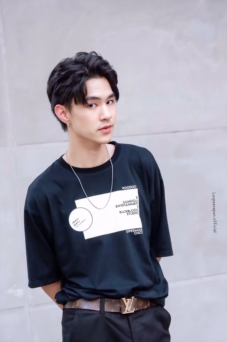 Leopeerapunn's tweet photo. ที่รักของทุกคน❤️ วันนี้เรียนสู้ๆนะคะ ✌🏻
@leo_prp
#บทเพื่อนบทเพลง
#ซีรีส์นี้ยังไม่มีชื่อเรื่อง #สุดท้ายก็เพื่อนกัน #FriendForever #1dayday1 #leotheplug #leopeerapun #leo_peerapun #leo_prp #untitleseries https://t.co/TJmBDk6aO4
