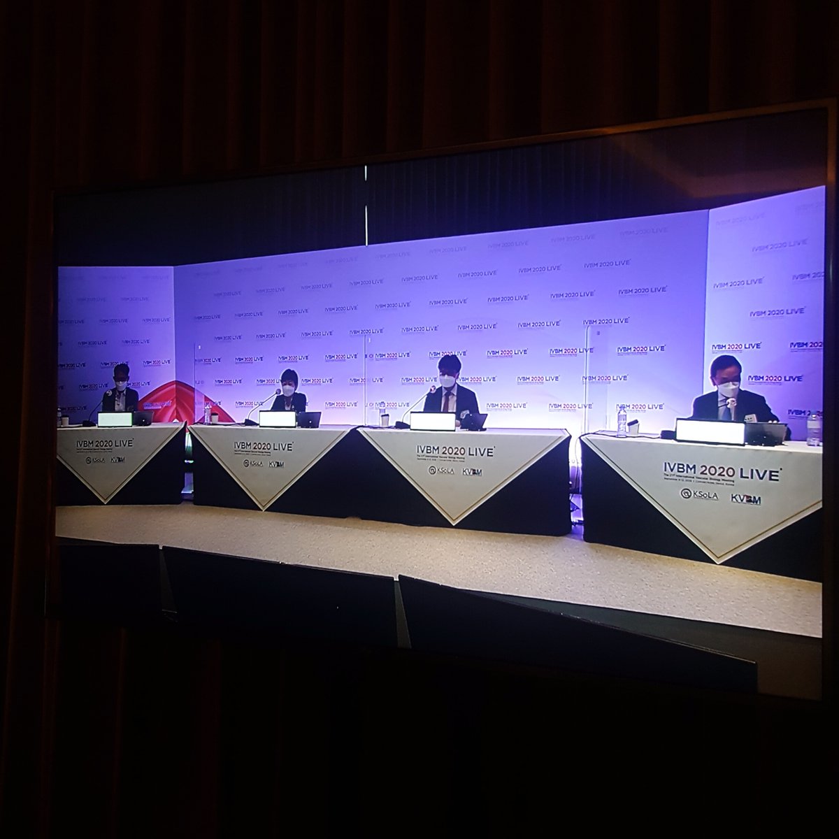 The last day of IVBM 2020 Live Streaming is waiting for you❗️❗️
&lt;⭐️Special Session⭐️ What you need to know about #COVID19&gt; is going on right now😷
#ivbm2020 #ivbm #VascularBiology #Vascular #Atherosclerosis #Welcome #korea #KSoLA #KVBM #ConradSEOUL #Internationalmeeting