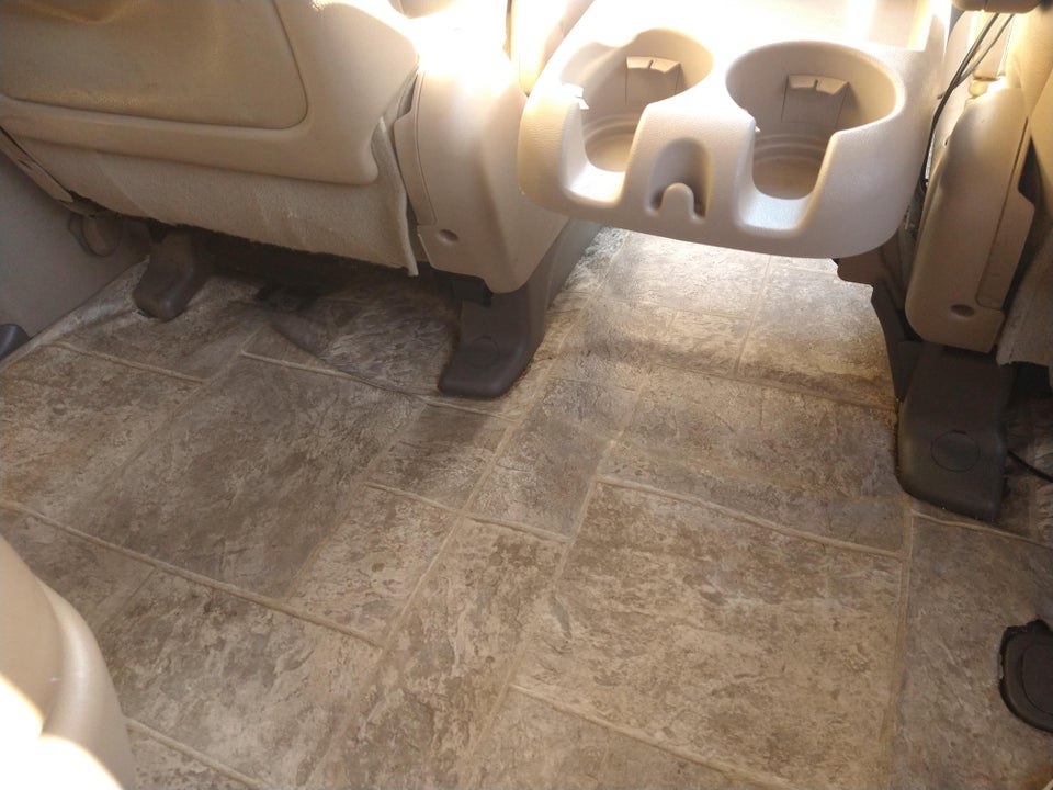 drivegirldrive's tweet photo. A Lyft driver had linoleum flooring installed in his minivan. Too much, or totally necessary? #lyftdriver #uberdriver #rideshare https://t.co/9JgTL2LiS8