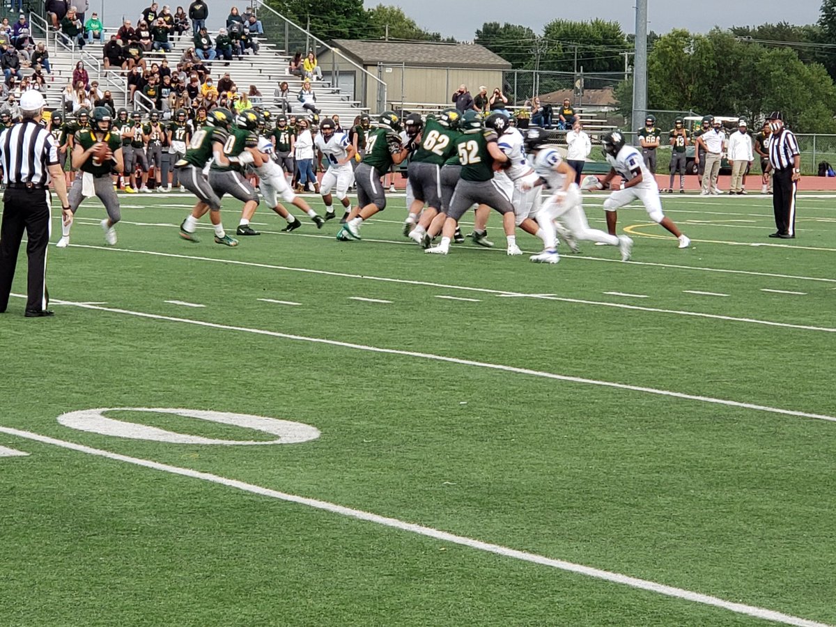 At the end of the first quarter Pioneers 6 and Basehor 20.<a href="/mikekoontzLVAD/">Michael Koontz</a> <a href="/LVactivities/">LV club/activities</a>