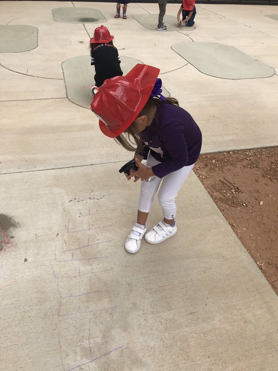 Fine Motor Friday! We ended fire safety week by practicing our letter Ff using chalk. Then, the PreK firefighters put out our their letter Ff flames with spray bottles. 🧯🚒🔥 <a href="/LCISDeast/">East Elementary</a> <a href="/lubbockcooper/">Lubbock-Cooper ISD</a> #eepirates
