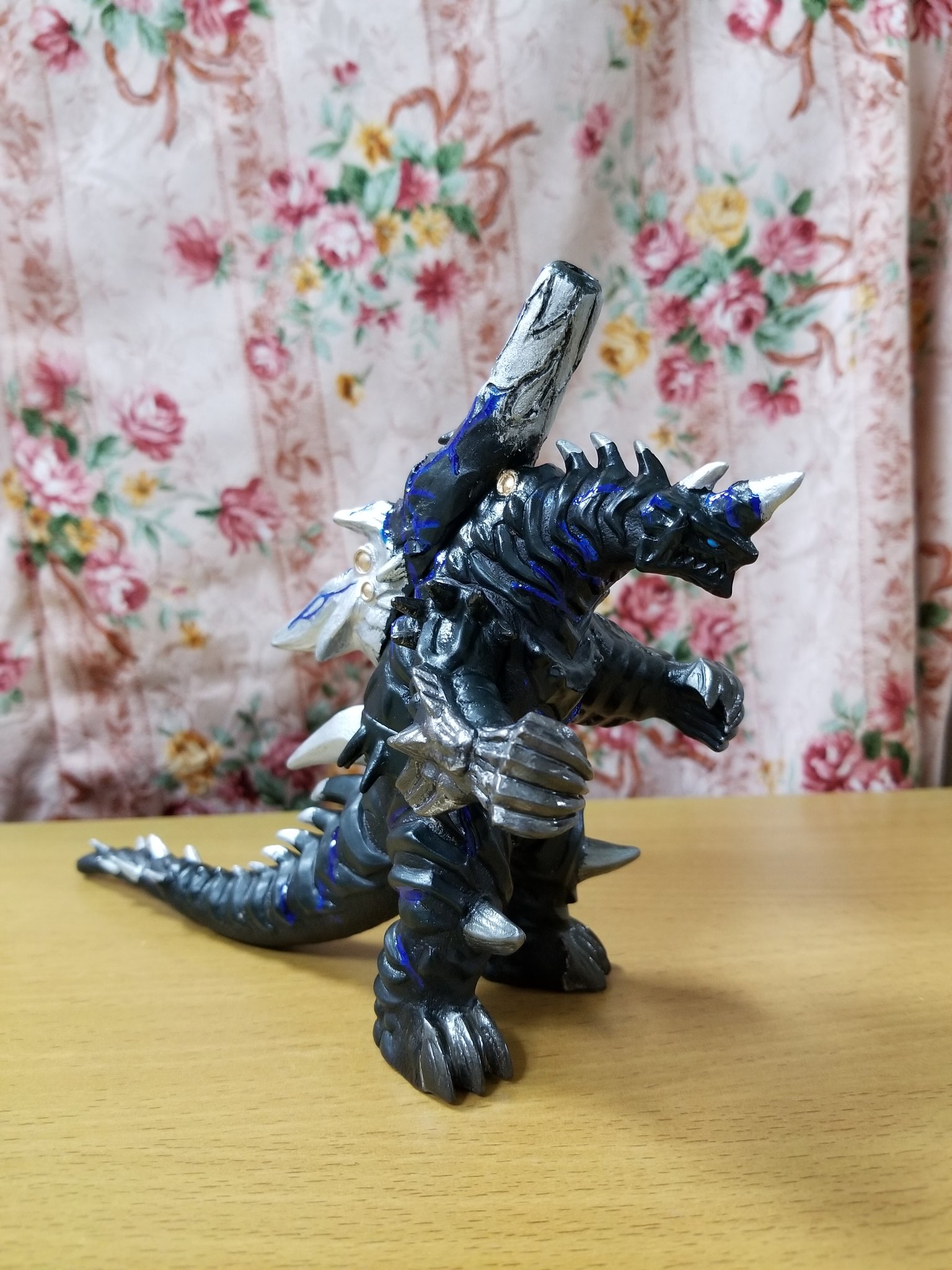 ウルトラ怪獣ソフビ グルジオライデン 改造リペイント完成品