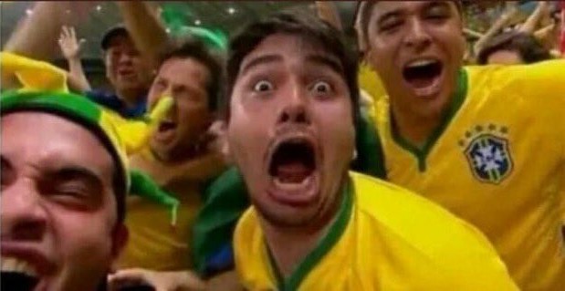 luanziie's tweet image. #FinaEstampa 

O twitter vendo a Celeste dar um tapão no Baltazar: