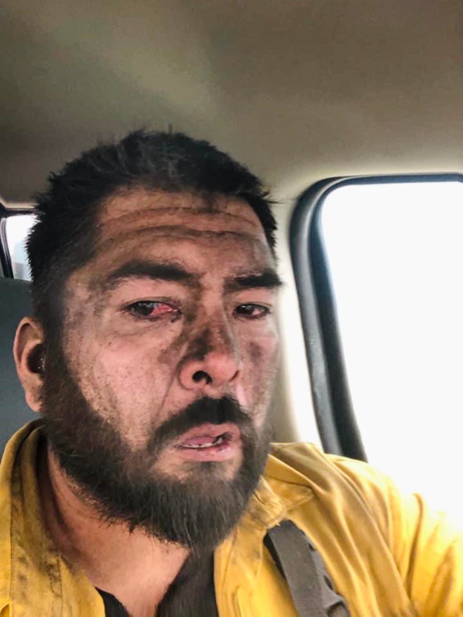 GhoulSecurity's tweet photo. A firefighter from Washington state. #OregonWildfires2020 #washingtonfires https://t.co/ZCETOJIlqj