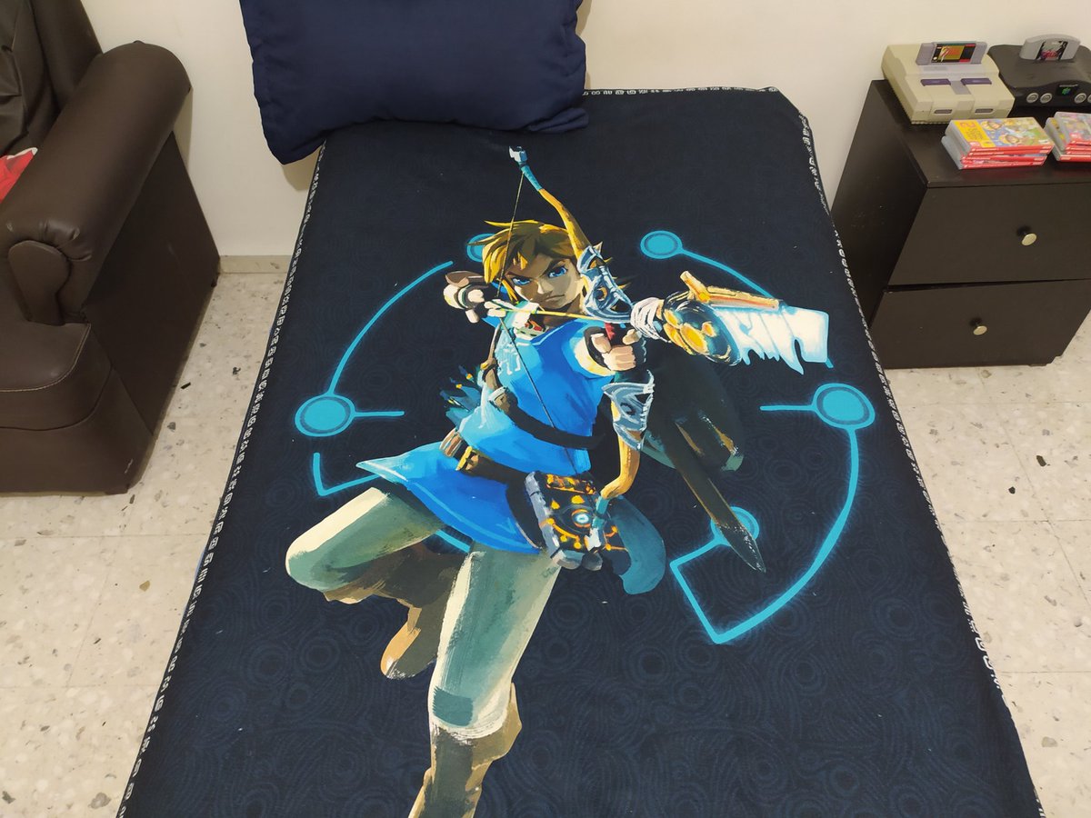 ModaltMx's tweet photo. In stock now...!!
#tloz #custom #link #BreathoftheWild #blancket 
Send a message to acquire it, we make international shipments from Mexico. https://t.co/OnK5GETkTO