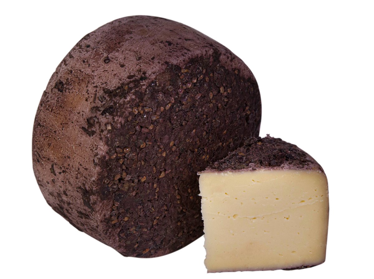 Calendar_Cheese's tweet photo. LATTERIA PERENZIN
FORMAJO CIOCK 2.5KG

Made in the alpine foothills of Italy by Slow Food-approved producer Latteria Perenzin, Formajo Ciock is steeped in grape must for 10 days. It is sweet and fragrant with notes of ripe fruits.

Now available in this new smaller wheel size. https://t.co/bzgsLHVsGy