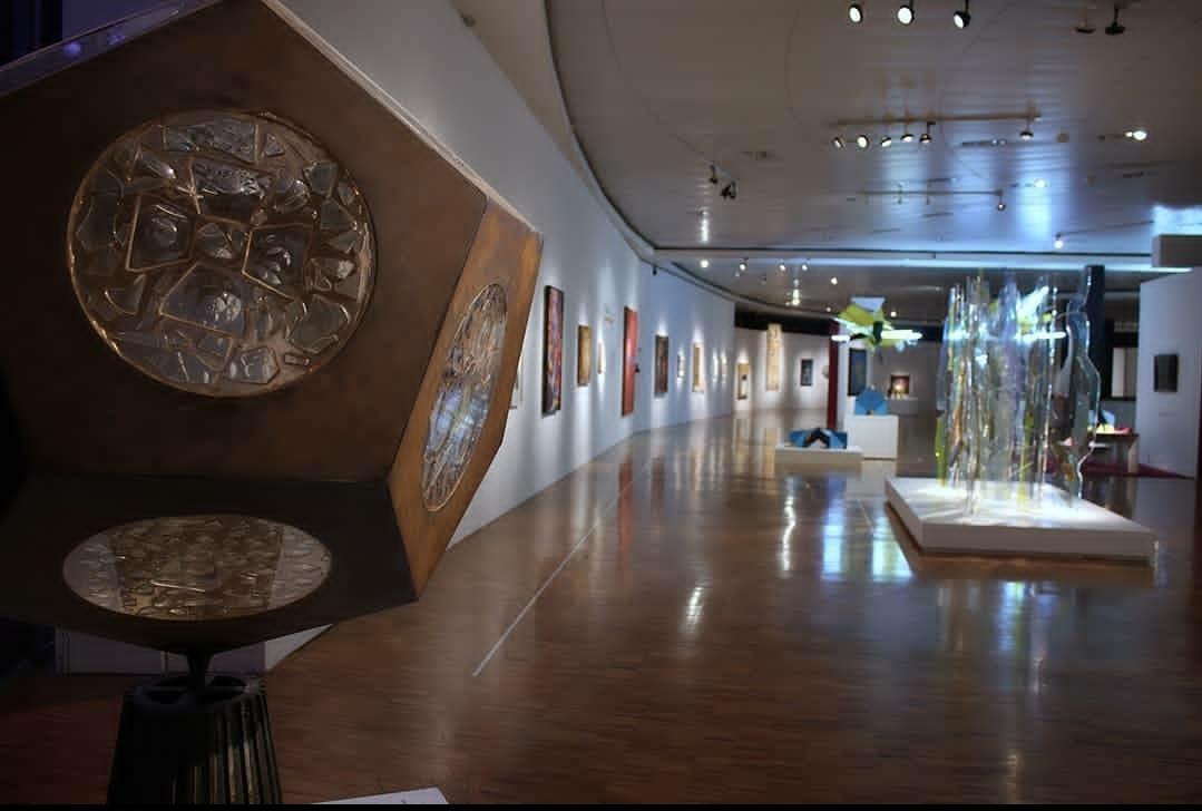 Yoondra95's tweet photo. No se mucho de arte y museos
Pero buscando en internet me llamó la atención el Museo de Arte Moderno de México
Me gustaría visitarlo con Nam
En especial la sección "Re|Creaciones entre el Juego y el Arte"
#HappyDayJoon #Hi_Army_7 #MuseumJoon #Day_Love_Nam
@BTS_twt
#NamjoonDay https://t.co/Nrv9ZQw1cg