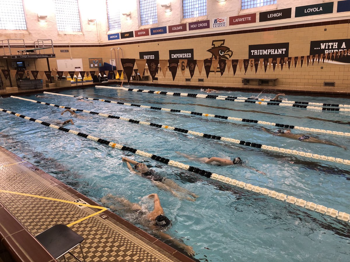 LehighAthEvents's tweet photo. Another #FacilityFriday puts #JacobsPool at #TaylorGym on display. The historic 6-lane competition pool opened up in 1914 and is 25 yds in length. @LehighSwimDive #GoLehigh https://t.co/GDV0QDIh67