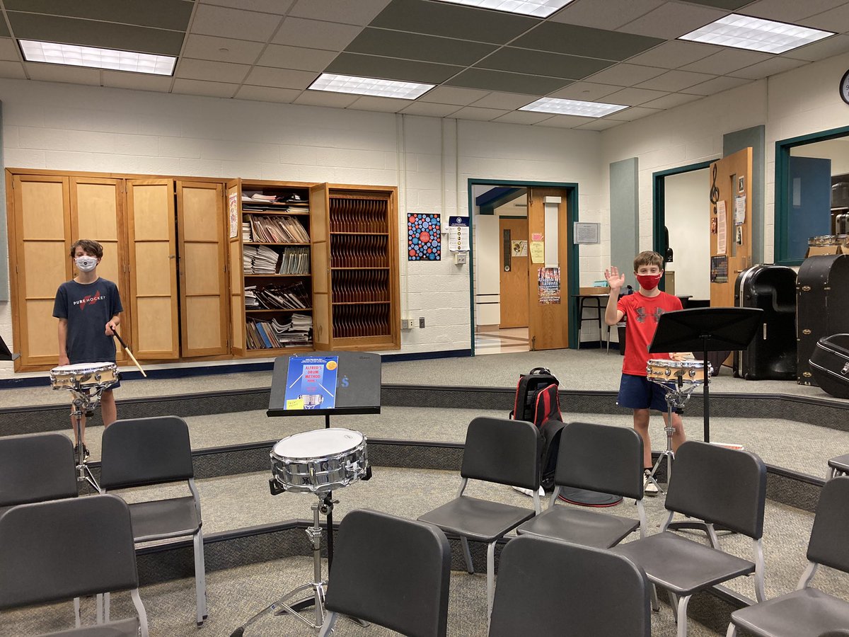 jmsmtlsd's tweet photo. Fun was had. Noise was made. These two just bonded for life over hockey and drums! #maskuplebo #leboproud #microexperience https://t.co/dMeDX5SCqe