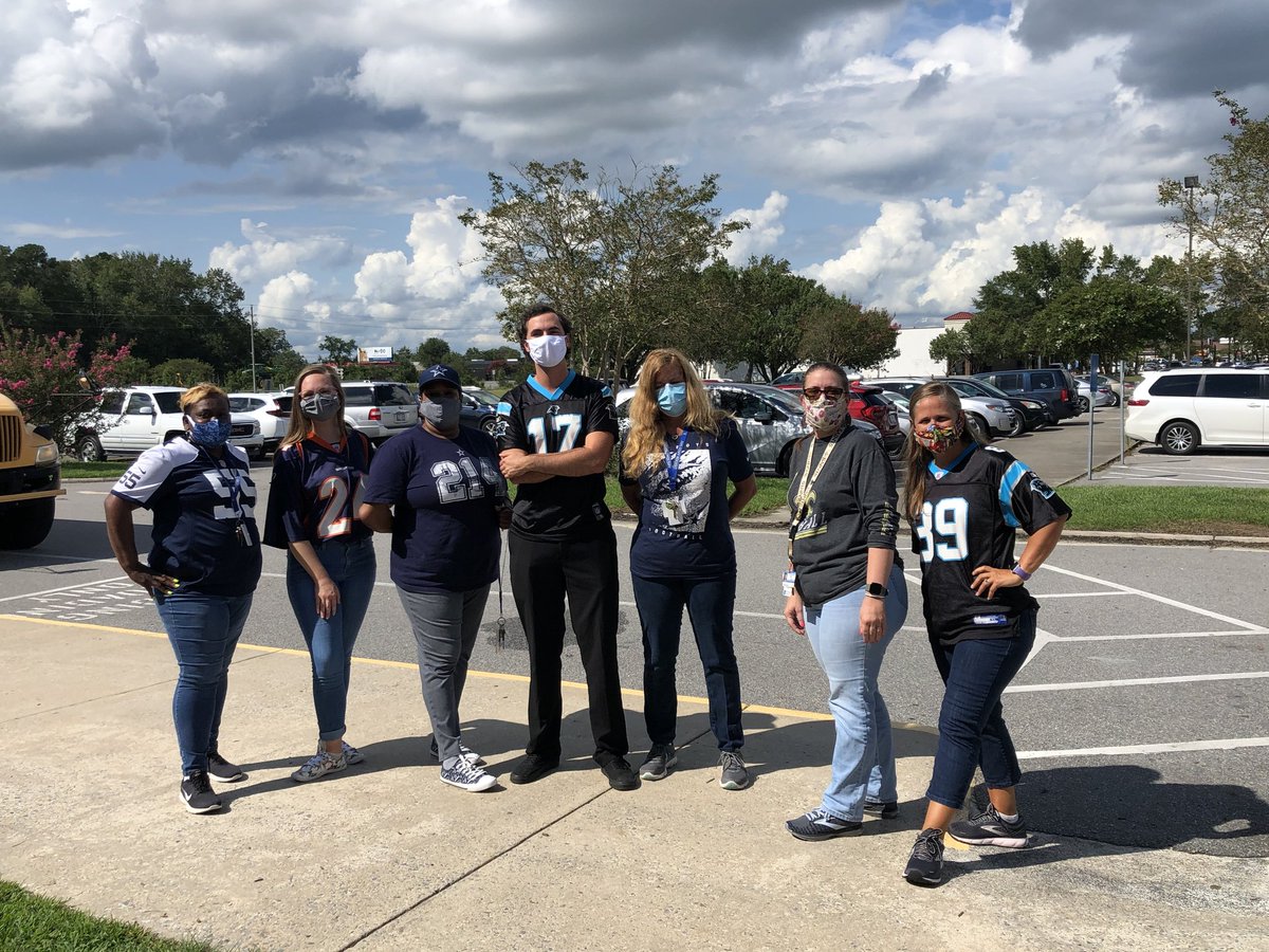 Scenes around AMS...NFL spirit day!!!