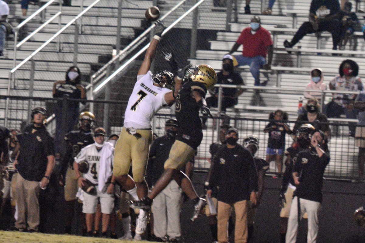 SwainsboroTiger's tweet photo. Swainsboro tops Waco in The House of Pain 20 to 14 Final. We will face Waco again in a couple of weeks at Tiger Field. (Pictured here Fred Seabrough makes the late 4th qtr grab) https://t.co/rUhYe2sl8I