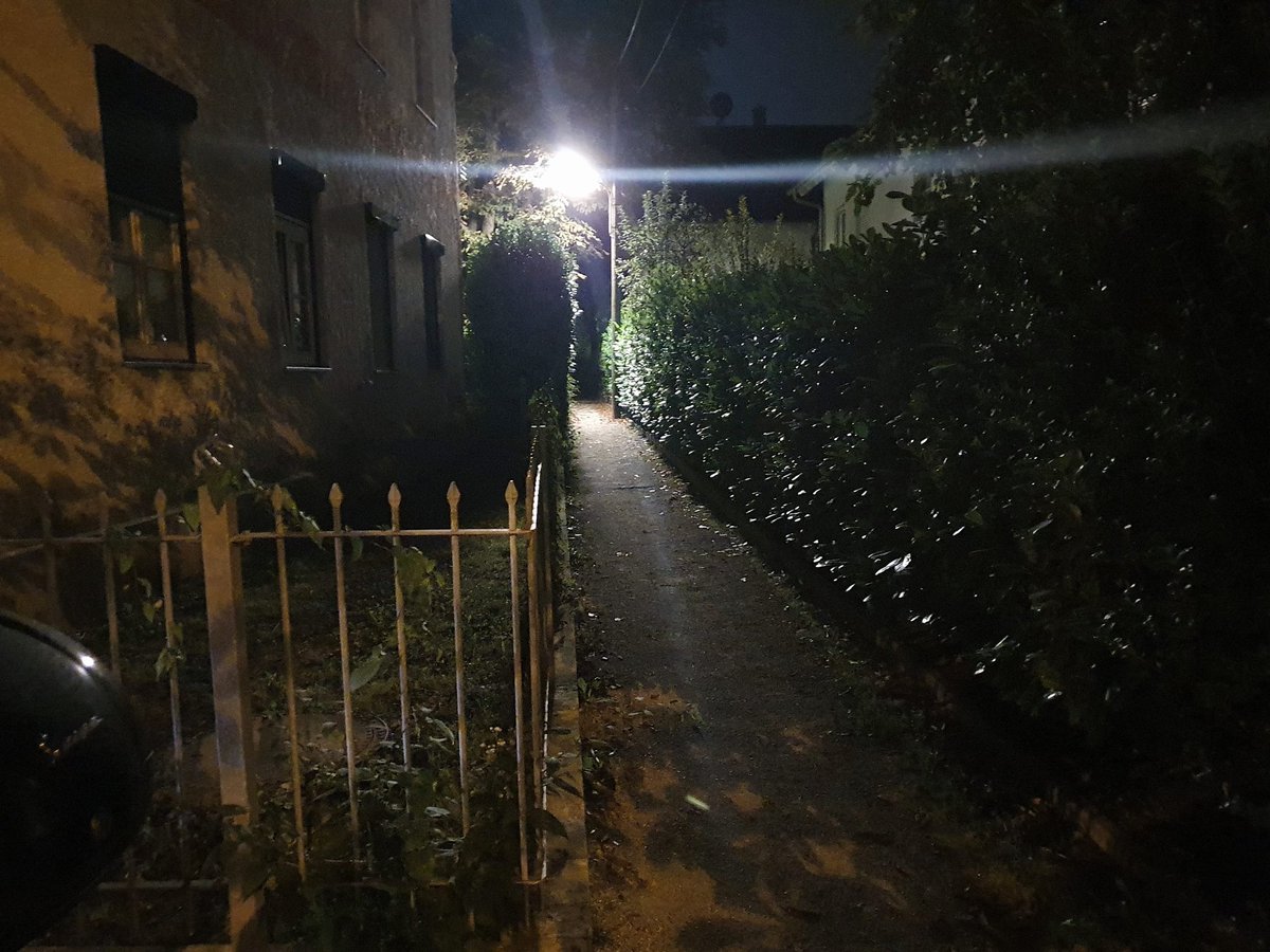 sirjohnfig's tweet photo. Spied this cinematic alley on the mean streets of #Munich the other night.
*Near #Mosach yo! 😉
#cinematicalley #meanstreetsofmunich https://t.co/hNR7w5ab9A
