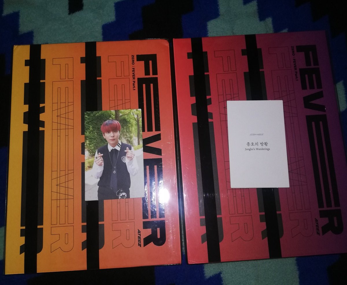 [HELP RT / 🇲🇾 ONLY]
WTS ATEEZ ALBUM ZERO : FEVER Part.1

🌺 Condition 8/10 (there is a little damage) 
🌺 Price [already include postage]
✨RM65 WM 
✨RM70 EM
🌺 Reason to sell is because i need some money 😔

DM me if interested ❣️ (oh let me know if you want to see the damage)