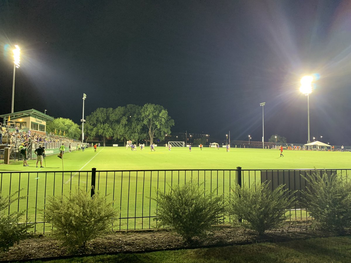 BaylorGameDay's tweet image. Let there be light!  First athletics event of the Fall semester. LED lighting ✅ Big thanks to @geosurfaces @geolighting for partnering to improve our sports lighting at Williams Family Soccer Center. #SicEm