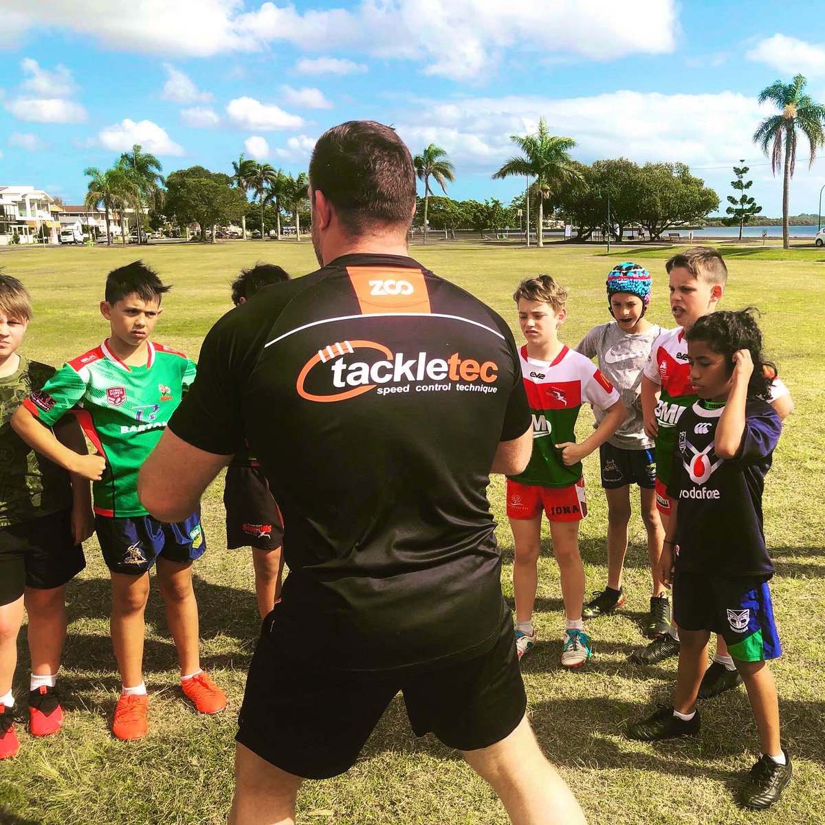 TACKLETEC1's tweet photo. Great session this morning with the Will U10βs team of Wynnum-Manly Juniors club πͺπΌ#SafeTackling @CoachGarnier https://t.co/q22Wm2LDGr
