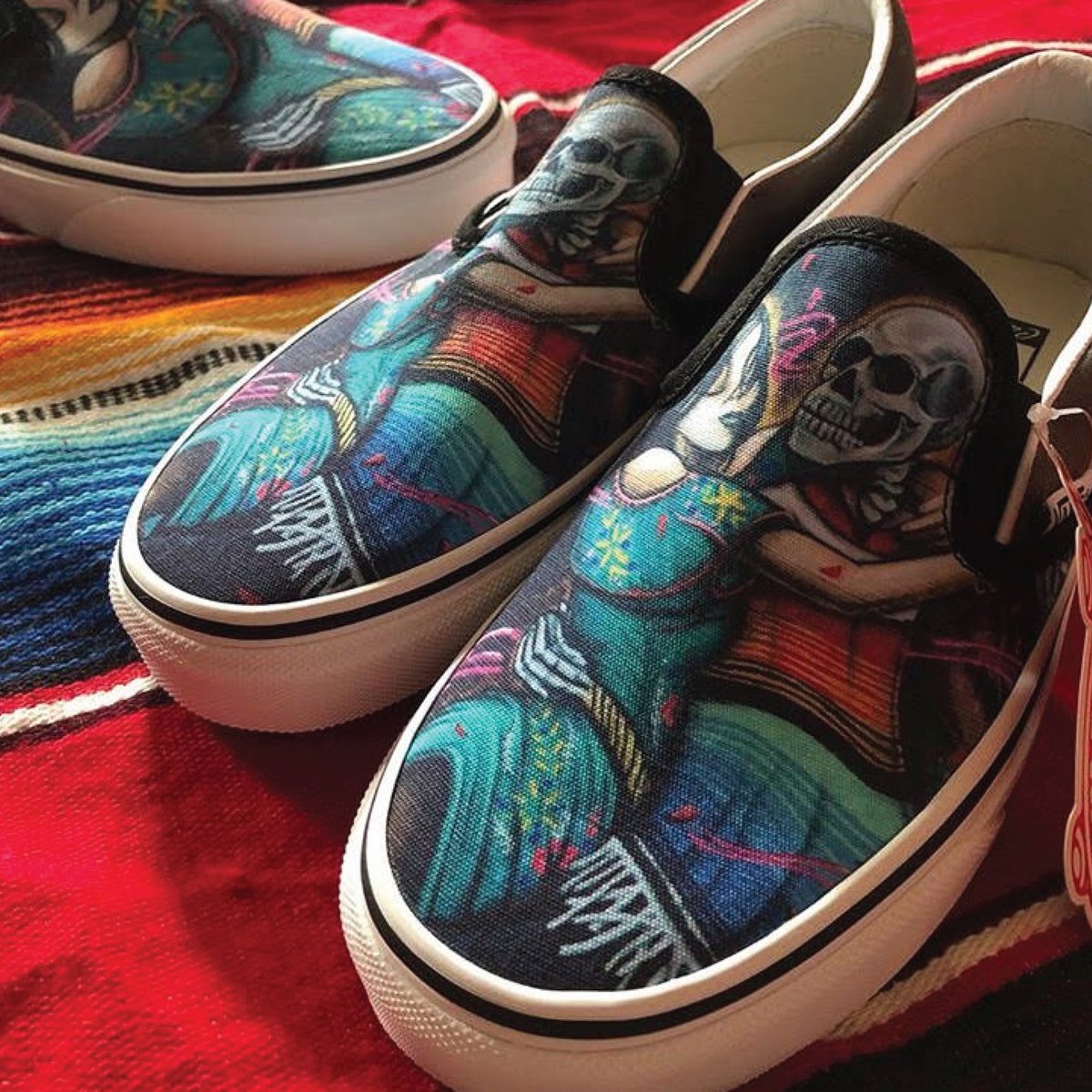 AIGAUnidos's tweet image. We’ve partnered with @AIGADetroit to talk with internationally known Mural and Graffiti Artist, Freddy Diaz. Join us on Oct. 13 at 7:30 pm EST for a casual Q&amp;amp;A to learn everything about his career as a muralist and creating public art. RSVP at aigaunidos.com! #UnidosHHT