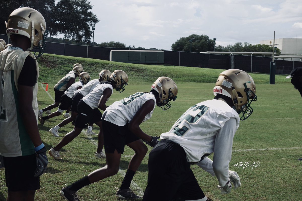 estTheLEAD's tweet photo. Football season is that you ... 👀 
First Official Day of Practice for @Linc_TrojansFB @bigbendpreps @LeonSchools
#LEADmedia 📸 https://t.co/GQfNWEVT4C