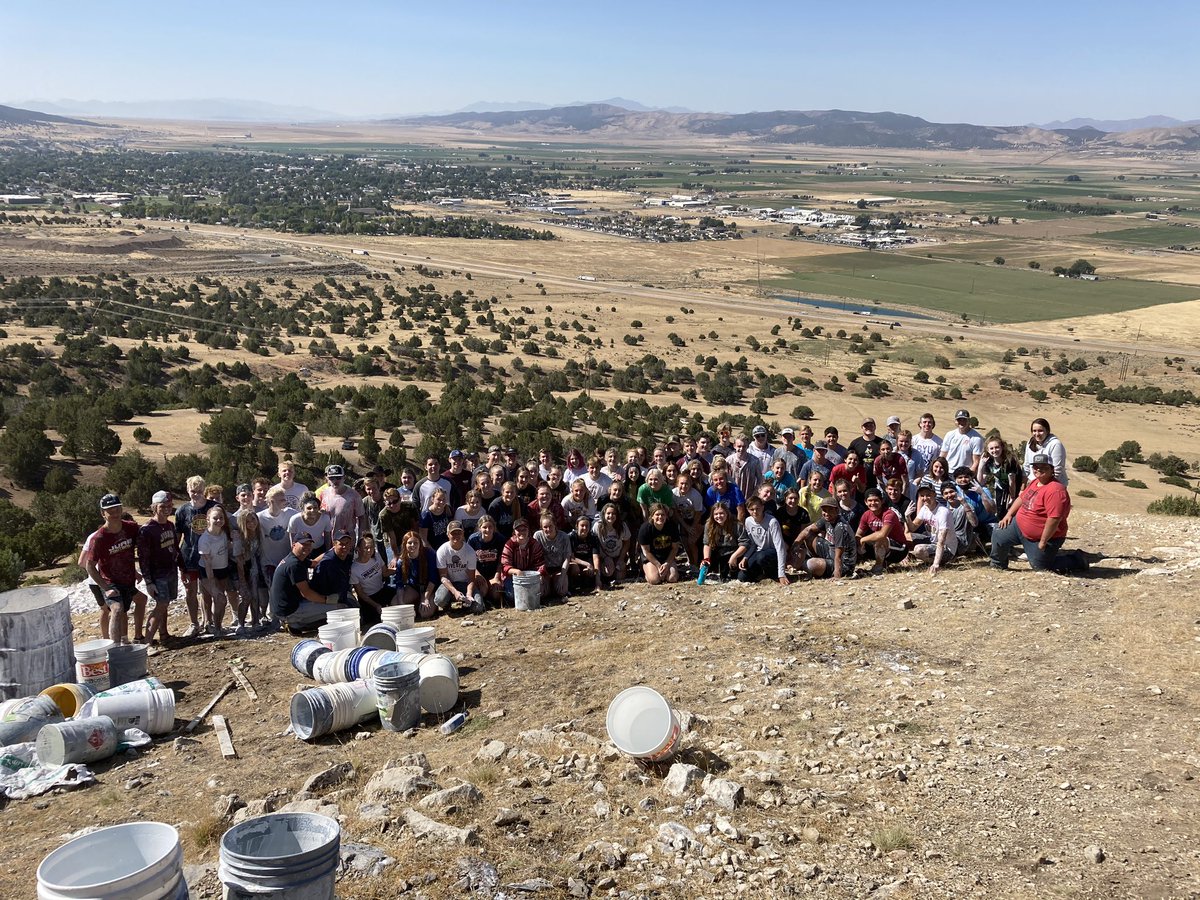 chan_lofthouse's tweet photo. A good day to be at Juab ❤️🇺🇸 https://t.co/IhvvoJrDWv