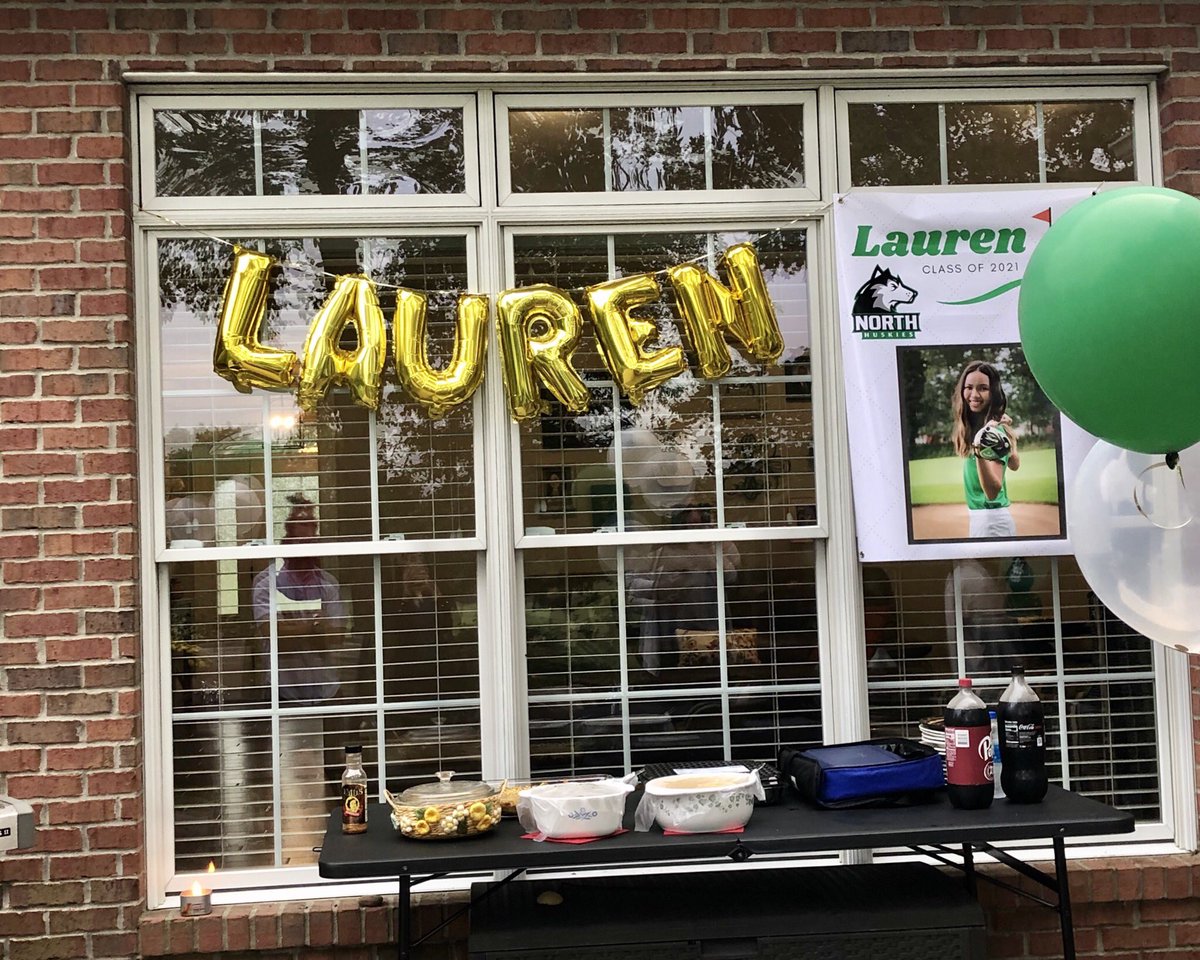 NorthGirlsGolf's tweet photo. Happy Senior Night! Congrats and best of luck Lauren! Thank you for all your hard work and dedication! ⛳️🤍
•••
The Lady Huskies will be back in action tomorrow at McDonald GC for the SIAC/City Tournament! #gametime https://t.co/eqtQSeOlxB