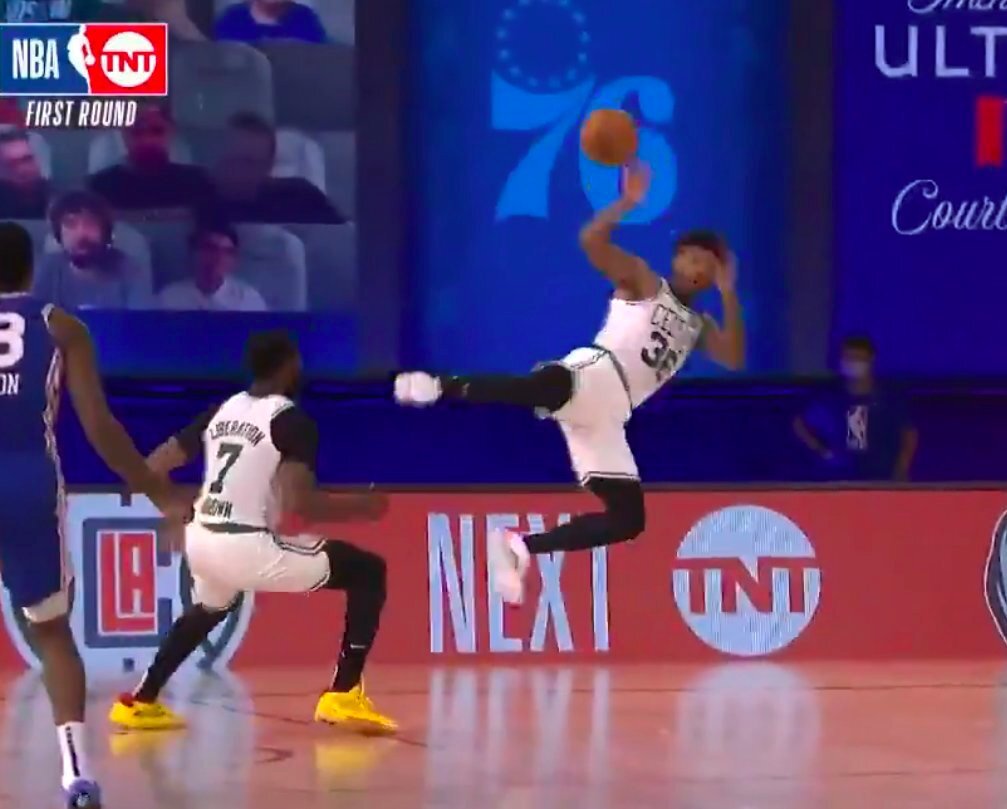 espn's tweet image. Nobody:

Marcus Smart: