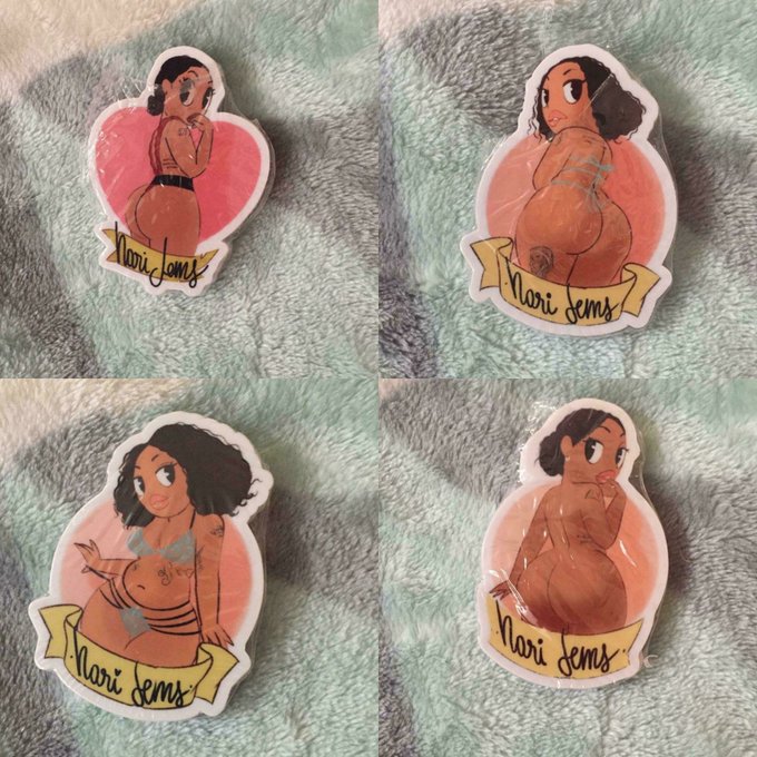 For those who don't know I have a Merch store. More stuff coming soon!!! https://t.co/j0UqfgRE1e https://t<a href="/tag/mvsales"class="tags"><span>#mvsales</span></a>