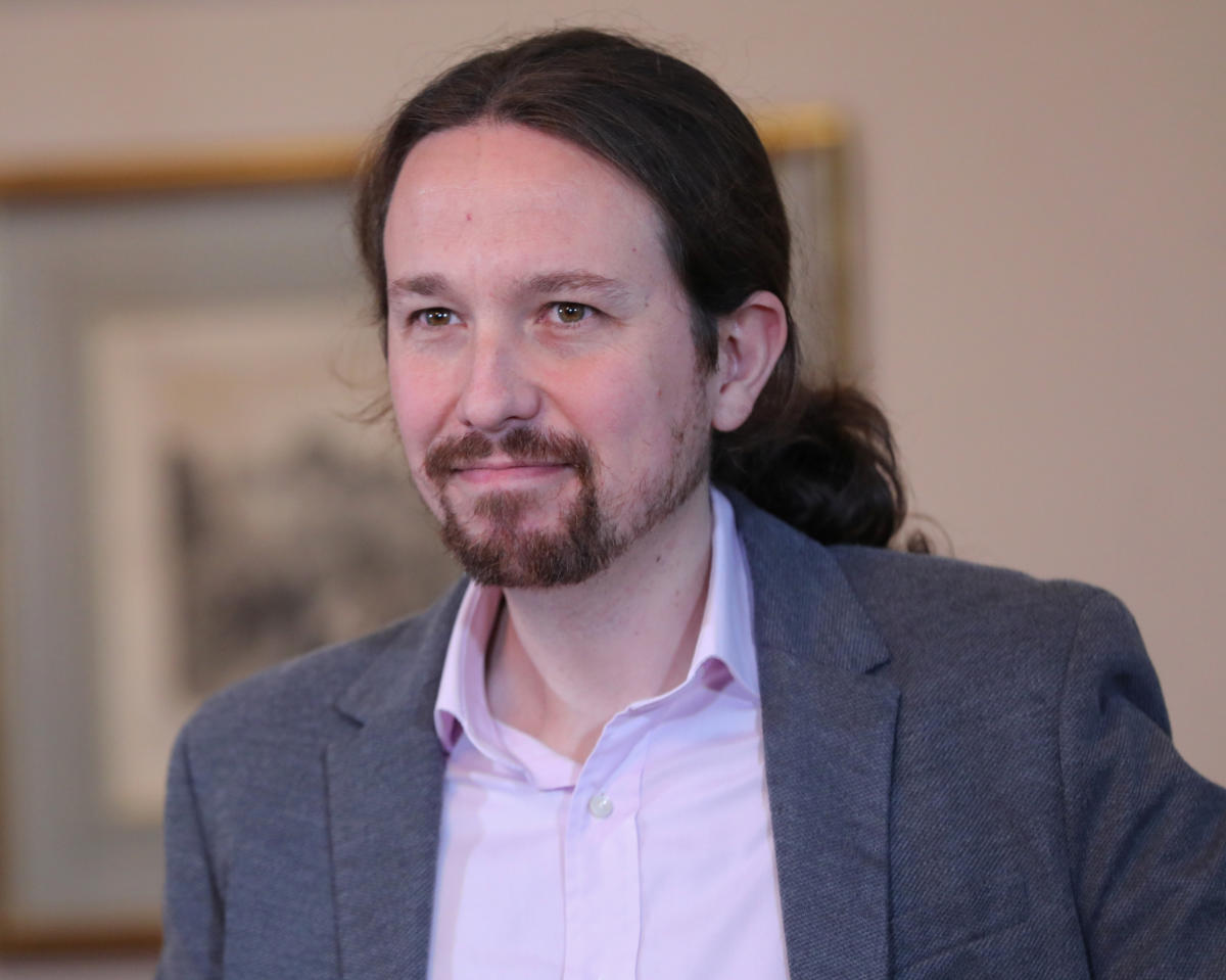 Encuestando's tweet image. 📊 ¿Te cae bien Pablo Iglesias ?

RT 🔄 SÍ
MG ♥️ NO