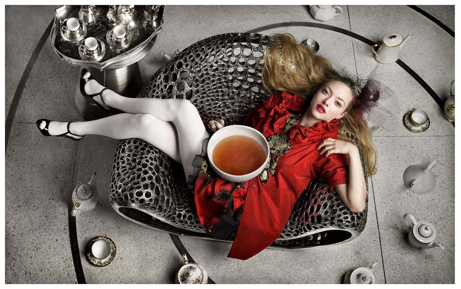 Hecosfair Would You Like An Adventure Now Or Shall We Have Tea First Alice Lewis Carroll Alice In Wonderland Mark Seliger Amanda Seyfried Hecosfair Citation