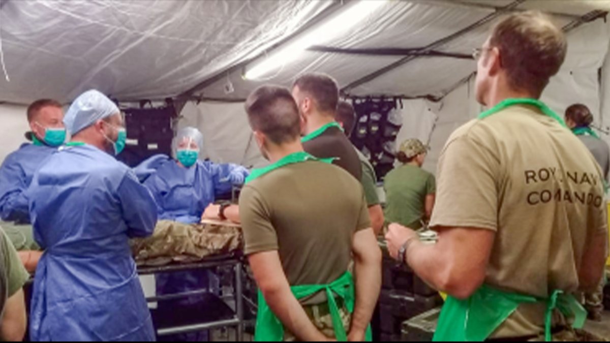 CSOC_MOD's tweet image. It's #WorldFirstAidDay today!

 @DMS_MilMed is made up of personnel from all 3 services and Civil Servants, working together to provide a military healthcare service across the globe.

To find out more visit: ow.ly/m6QZ50Bi2lp