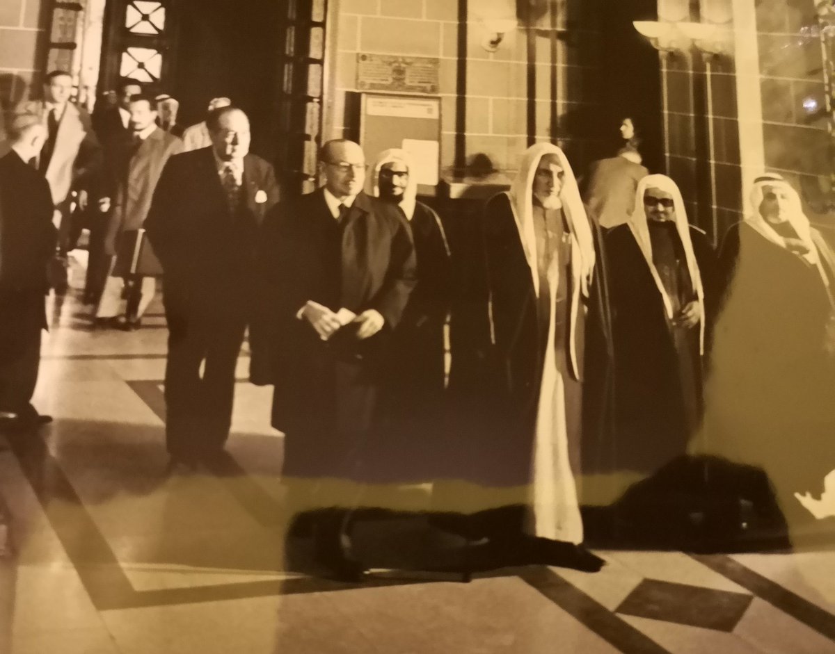 في عام 1974م عقدلقاء وحوارمع الفاتيكان برئاسة وزير العدل السعودي آنذاك الشيخ محمد الحركان والشيخ راشد بن خنين والشيخ  محمد بن جبير والشيخ عبدالعزيز المسند والشيخ محمد المبارك والشيخ عمر المترك والدكتور منير العجلاني والدكتور معروف الدواليبي 
وهنا نسخة في #مكتبتي من سجل الحوار