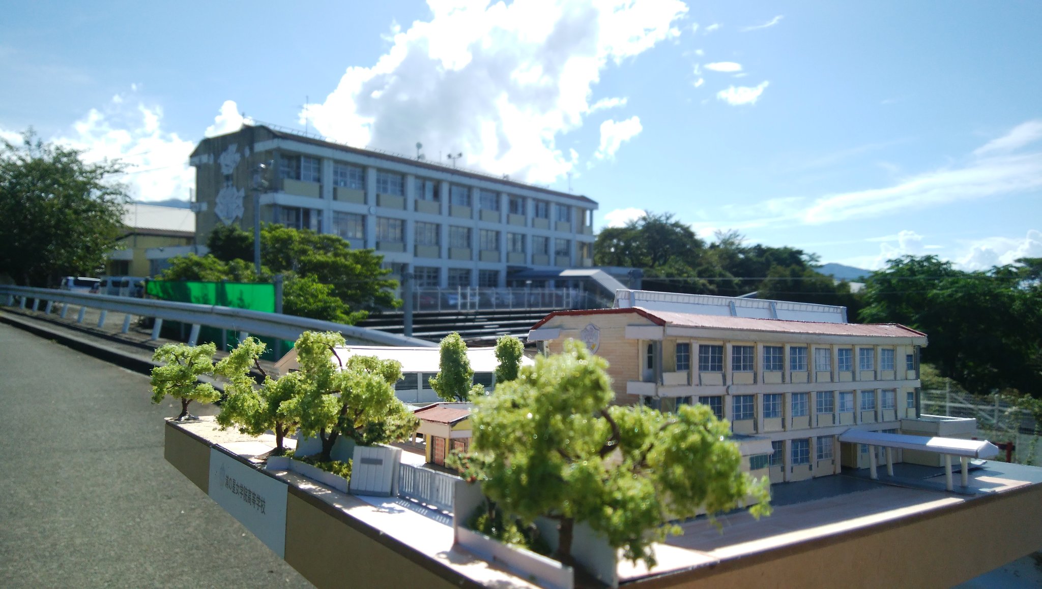 画像 9 11 沼津浦女を作り上げてからずっと叶えたかった事が 遂に実現しました 浦女のモデル校 長井崎中学校とのコラボ撮影 偶然 長井崎中の教頭先生にお まとめダネ